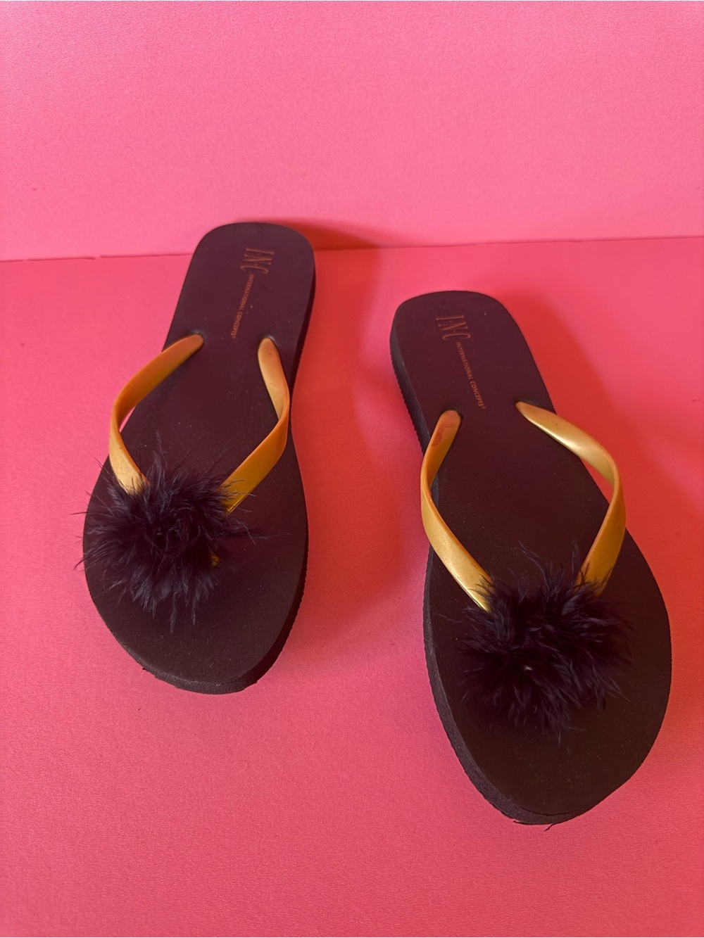 INC International Concepts Black & Gold Pom-Pom Flip Flop Sandals